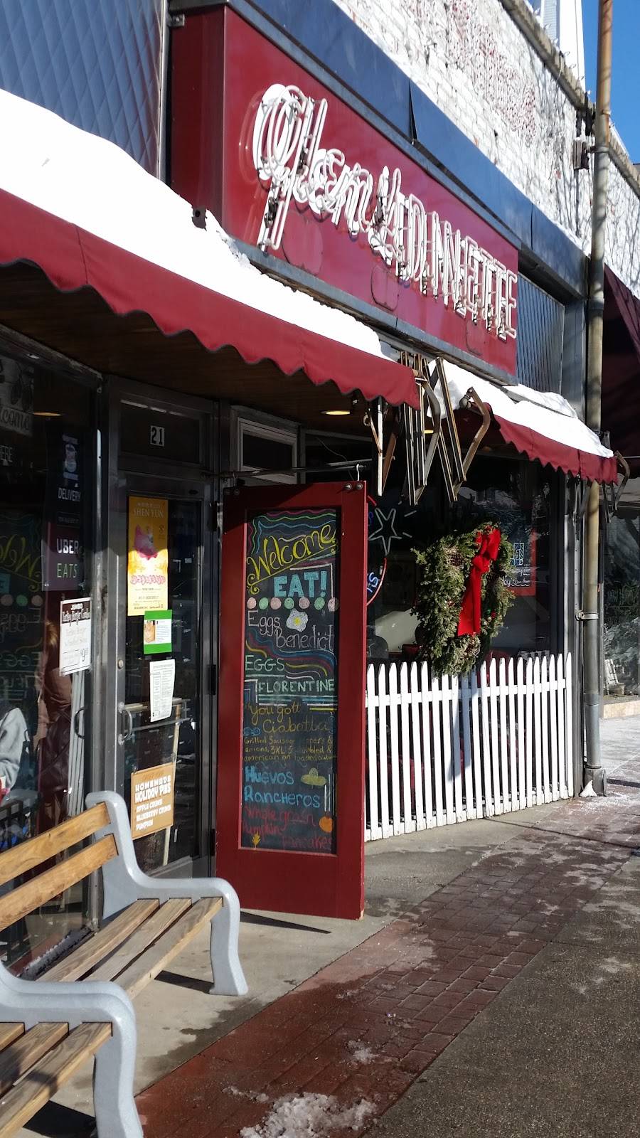 Glens Dinette | restaurant | 23 E Main St, Babylon, NY 11702, USA | 6316694700 OR +1 631-669-4700