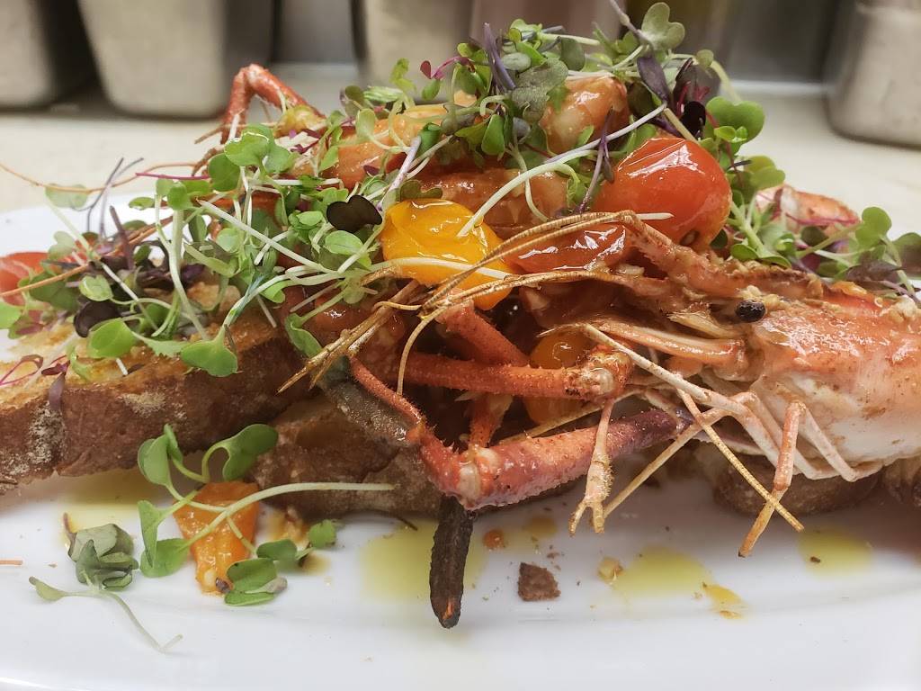 Fat Rosies Taco & Tequila Bar | restaurant | 28 Kansas St, Frankfort, IL 60423, USA | 8155341640 OR +1 815-534-1640