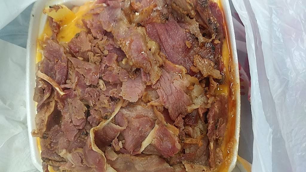 Tams Burgers | restaurant | 500 W Manchester Ave, Los Angeles, CA 90044, USA | 3237508415 OR +1 323-750-8415