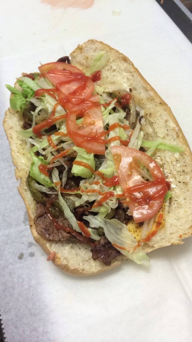 Momos Fish And Chicken Subs | restaurant | 7416 Windsor Mill Rd, Windsor Mill, MD 21244, USA | 4434057711 OR +1 443-405-7711