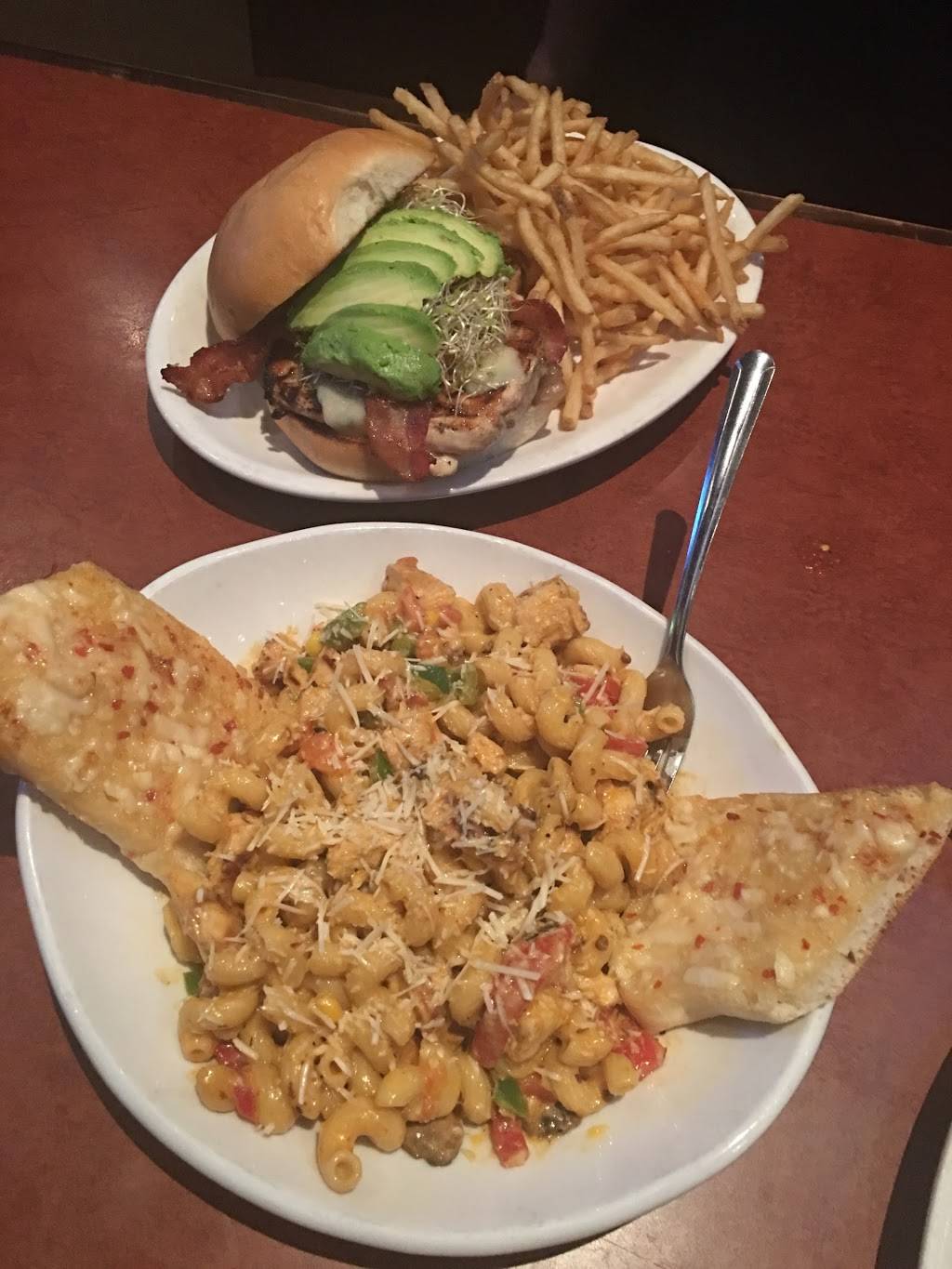 Majerles Sports Grill | restaurant | 13375 W McDowell Rd Ste. 101, Goodyear, AZ 85395, USA | 6232076999 OR +1 623-207-6999