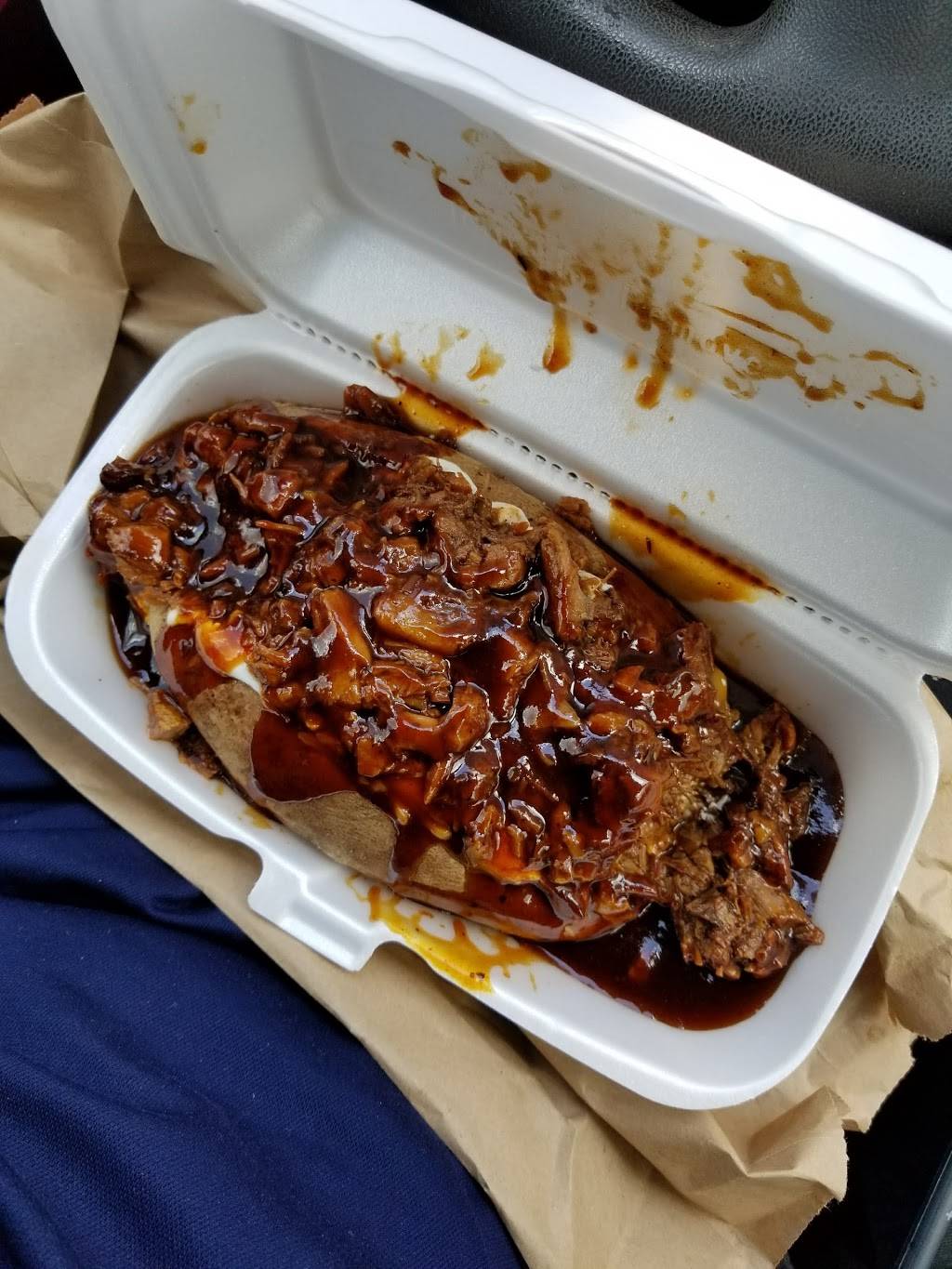 Old Fashion Barbeque | restaurant | 8110 Southbank St, Houston, TX 77033, USA | 7137339424 OR +1 713-733-9424