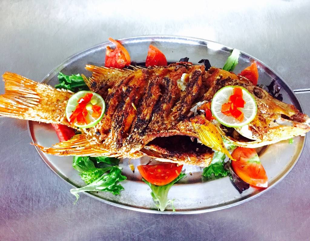 Disco Fish Restaurant And Grill | restaurant | 1540 SW 67th Ave, West Miami, FL 33144, USA | 3052626667 OR +1 305-262-6667