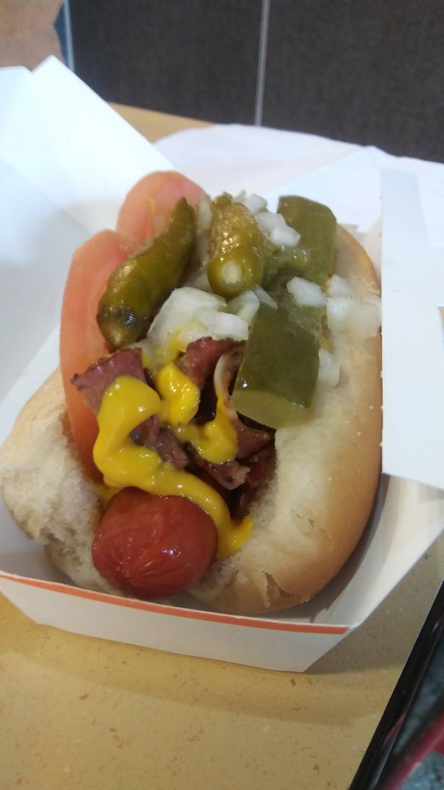 Wienerschnitzel | restaurant | 3789 Crenshaw Blvd, Los Angeles, CA 90016, USA | 3232963299 OR +1 323-296-3299