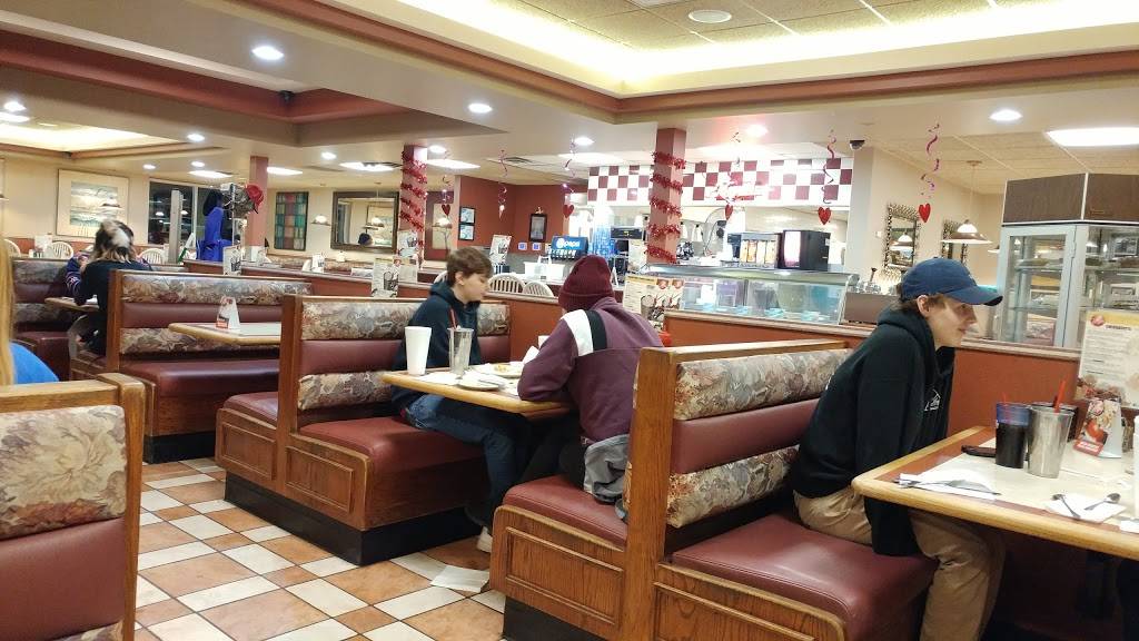 Mega Coney Island | restaurant | 3251 Owen Rd, Fenton, MI 48430, USA | 8107502234 OR +1 810-750-2234