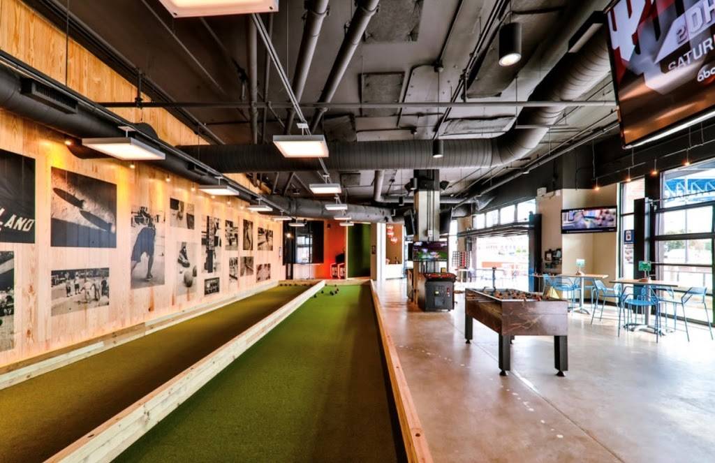 Backyard Bocce | restaurant | 1059 Old River Rd, Cleveland, OH 44113, USA | 2165231504 OR +1 216-523-1504