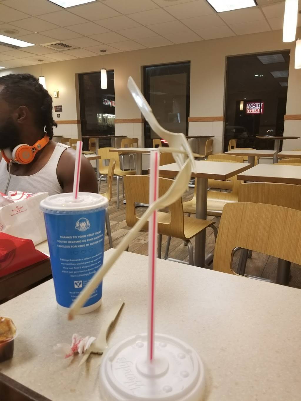 Wendys | restaurant | 3000 US-90, Avondale, LA 70094, USA | 5043352536 OR +1 504-335-2536