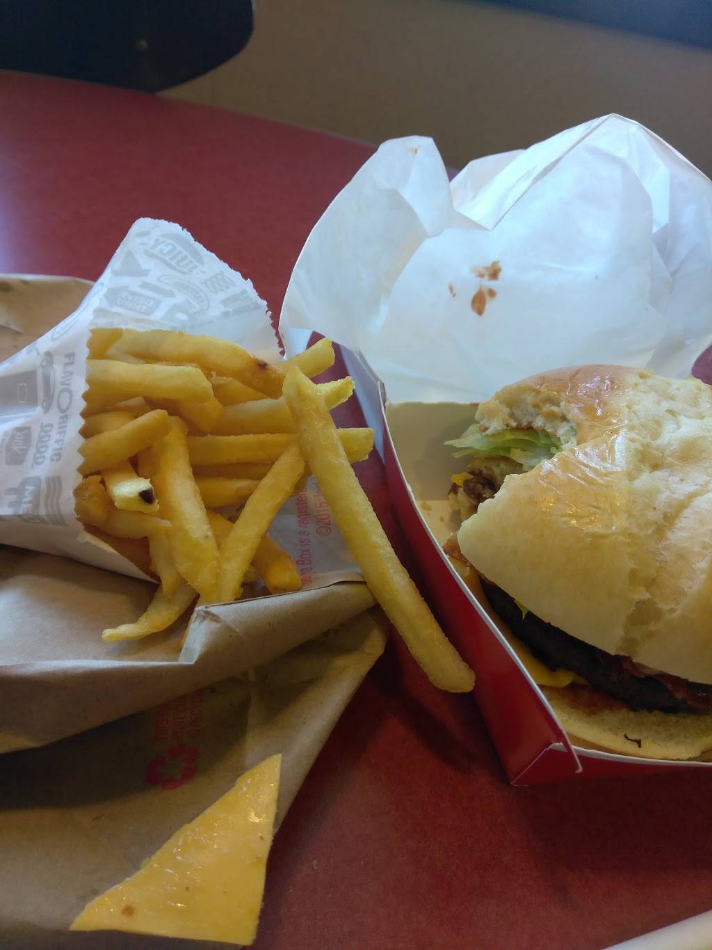 Jack in the Box | restaurant | 2550 S Maryland Pkwy, Las Vegas, NV 89109, USA | 7027319846 OR +1 702-731-9846