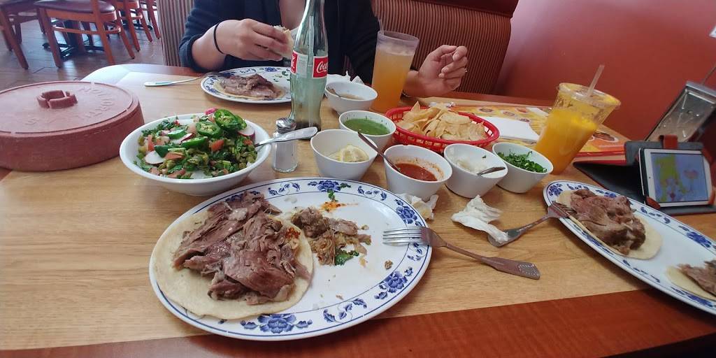 El Borrego De Oro Restaurant | restaurant | 2808 E Washington Blvd, Los Angeles, CA 90023, USA | 3237801132 OR +1 323-780-1132