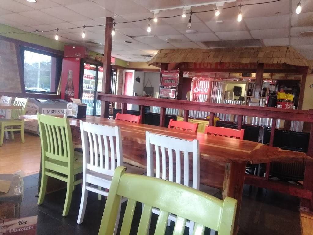 Willies Pinchos | restaurant | 1000 W Vine St, Kissimmee, FL 34741, USA | 4077852330 OR +1 407-785-2330