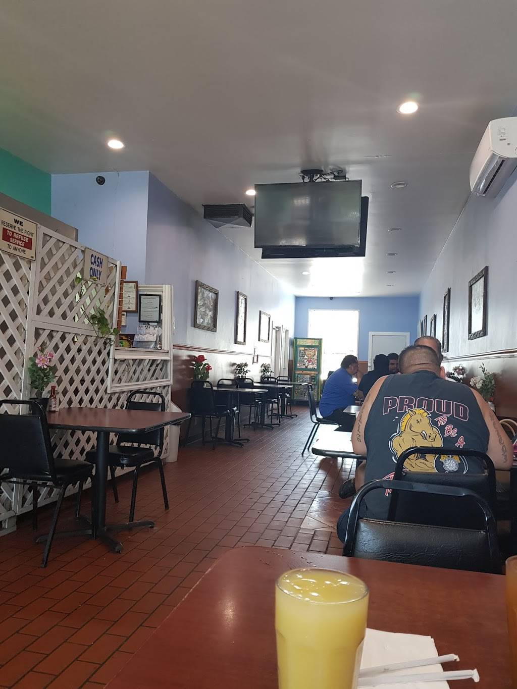 Suchitlan Restaurant | restaurant | 13683 Van Nuys Blvd, Pacoima, CA 91331, USA | 8188991885 OR +1 818-899-1885