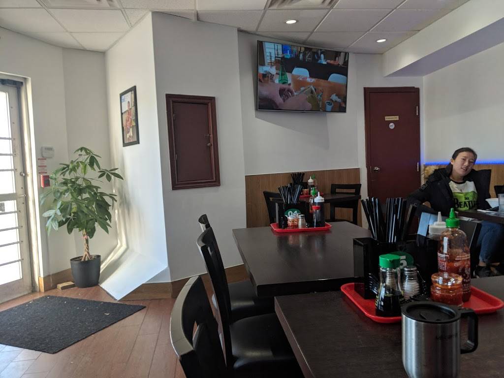 Phở ~ Excellent | restaurant | 1120 Main St W, Hamilton, ON L8S 1X1, Canada | 2893890835 OR +1 289-389-0835