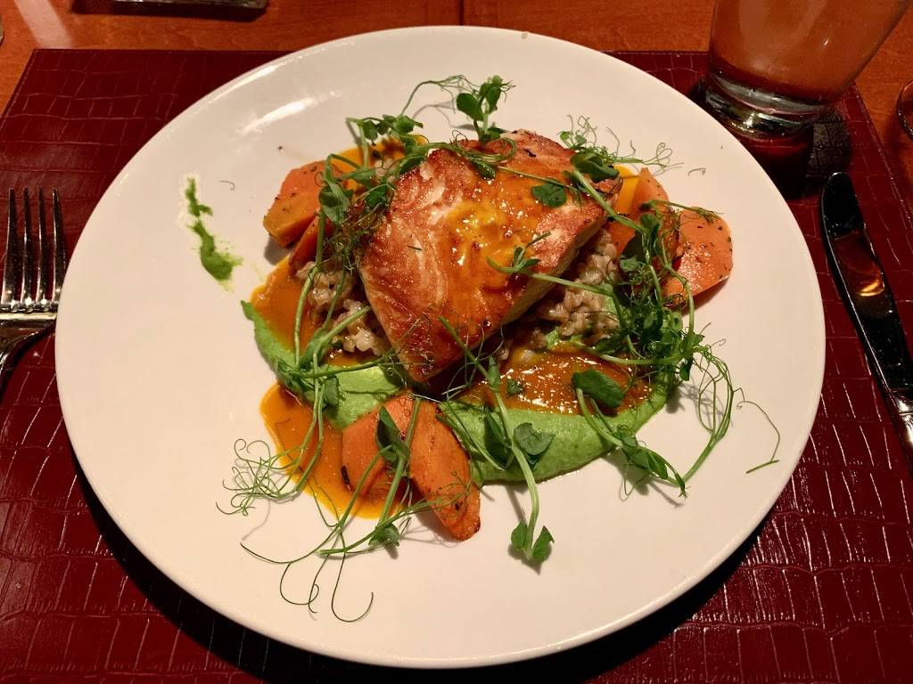 Marketplace Restaurant on theater square | restaurant | 651 S 4th St, Louisville, KY 40202, USA | 5026253001 OR +1 502-625-3001