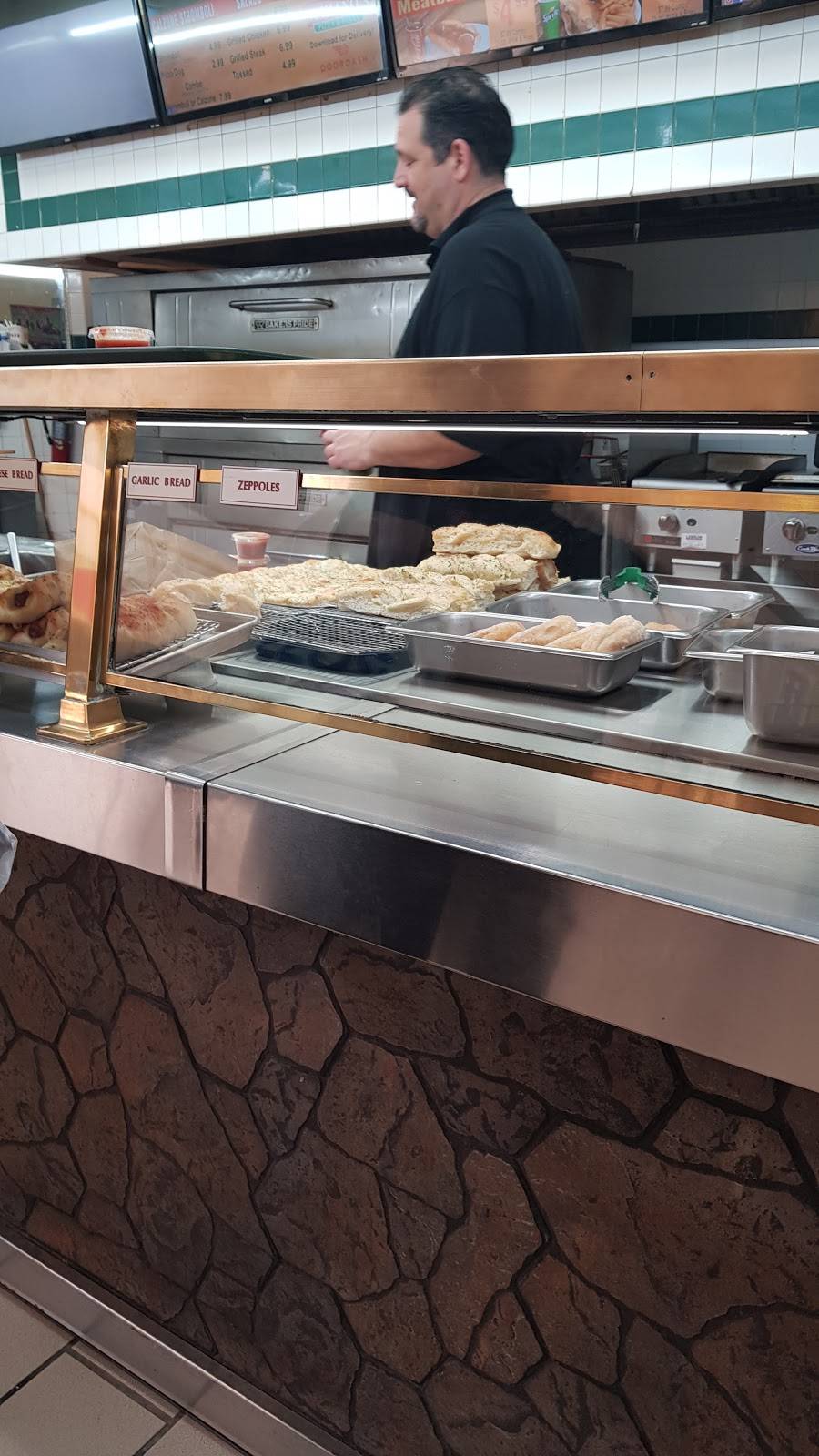 Schiano Pizza | restaurant | Plaza Del Sol, 3831 W Vine St, Kissimmee, FL 34741, USA | 4079335383 OR +1 407-933-5383