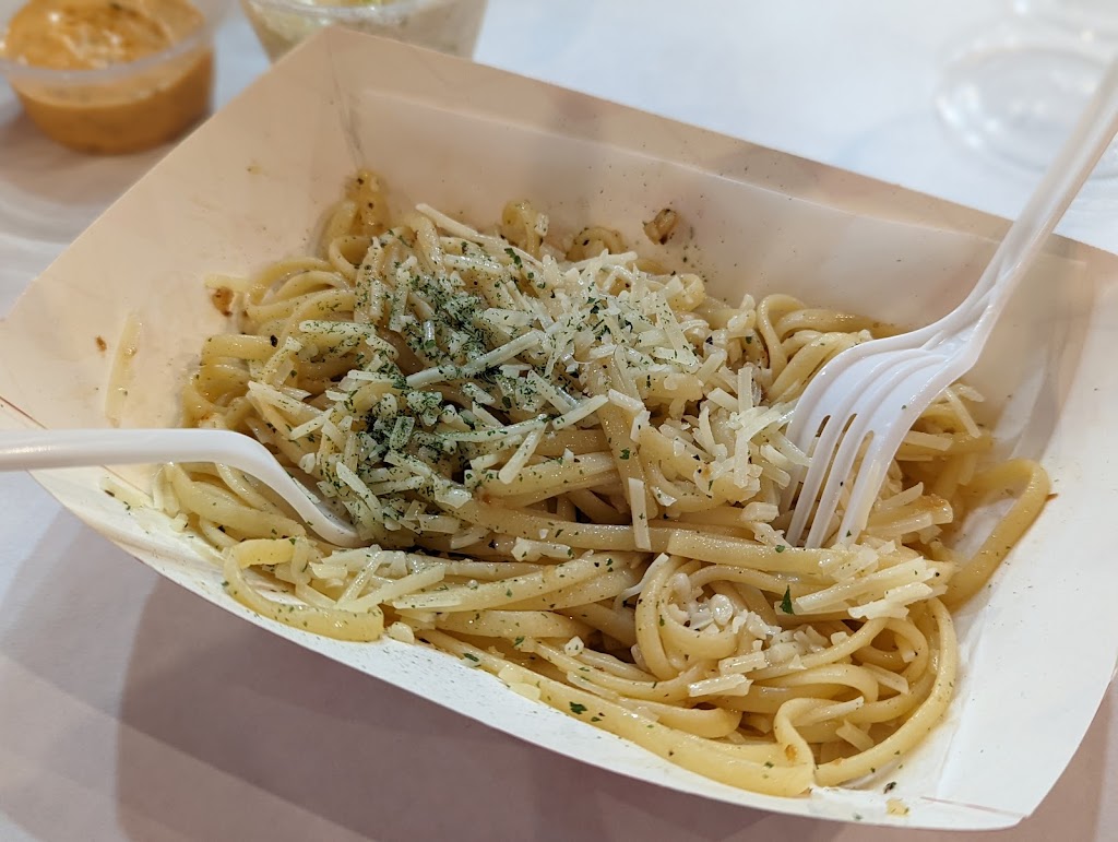 Capt Loui | restaurant | 19700 Vallco Pkwy STE 150, Cupertino, CA 95014, USA | 6692427449 OR +1 669-242-7449