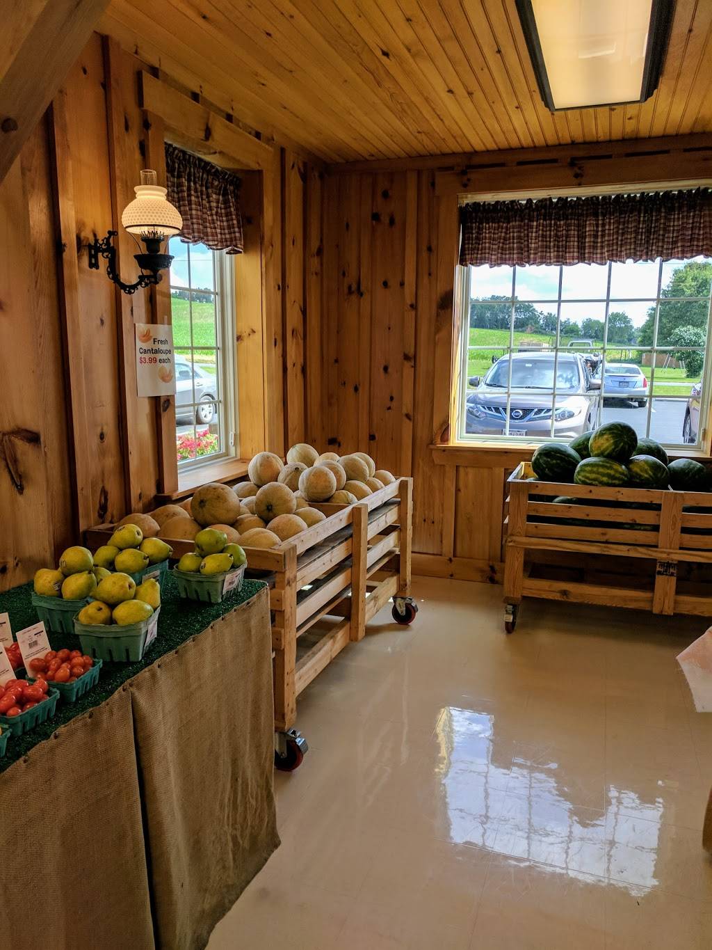 Windy Knoll Farm Market & Creamery | restaurant | 2685 Spring Rd, Chambersburg, PA 17202, USA | 7172642900 OR +1 717-264-2900