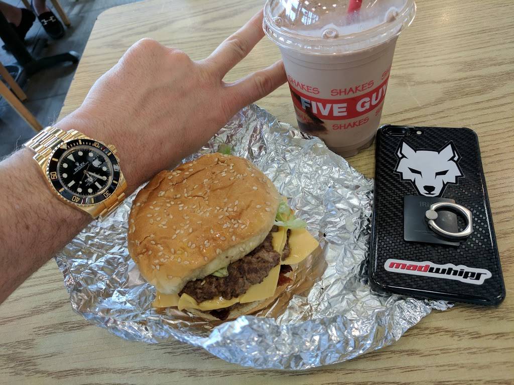 Five Guys | meal takeaway | 1290 Arsenal St, Watertown, NY 13601, USA | 3152214258 OR +1 315-221-4258