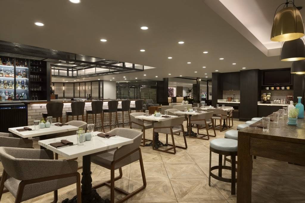 Moss + Oak Savannah Eatery | restaurant | 2 W Bay St, Savannah, GA 31401, USA | 9127214593 OR +1 912-721-4593