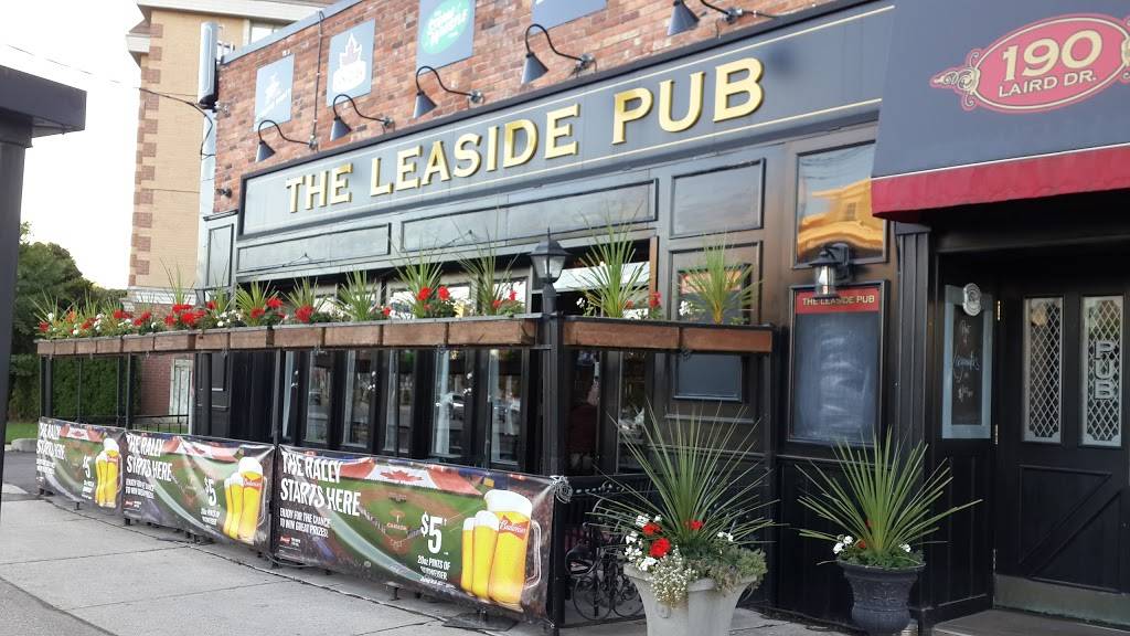 The Leaside Pub | restaurant | 190 Laird Dr, East York, ON M4G 3W2, Canada | 4164678682 OR +1 416-467-8682