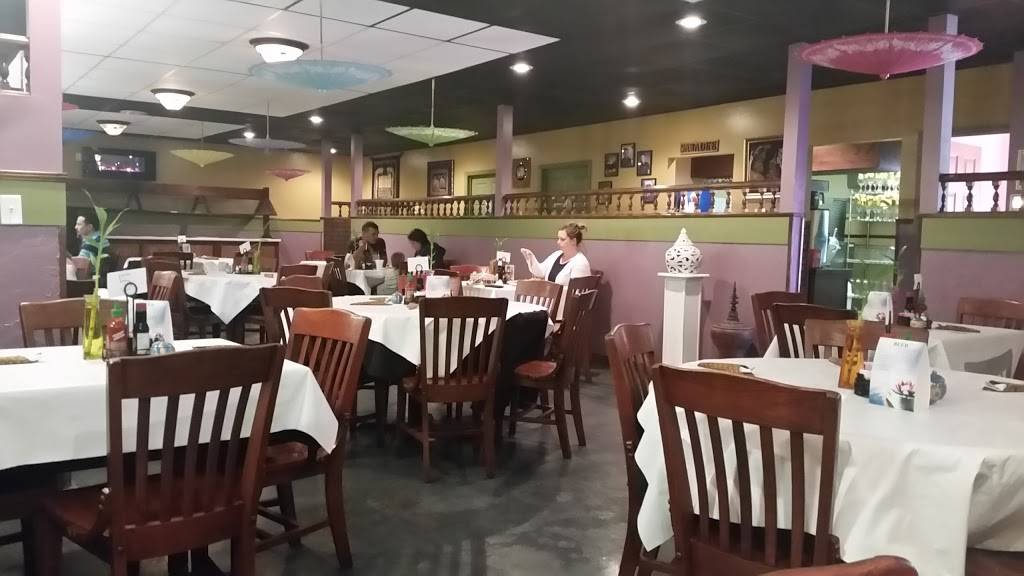 Sawadee Thai Cuisine | restaurant | 351-399 Deal St, Hinesville, GA 31313, USA | 9123204712 OR +1 912-320-4712