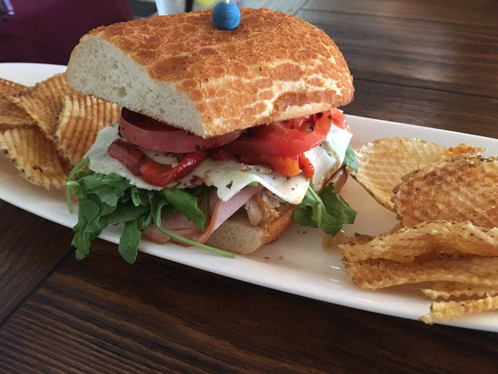 Flightz | restaurant | 3907 Park Dr Suite #110, El Dorado Hills, CA 95762, USA | 9168055128 OR +1 916-805-5128