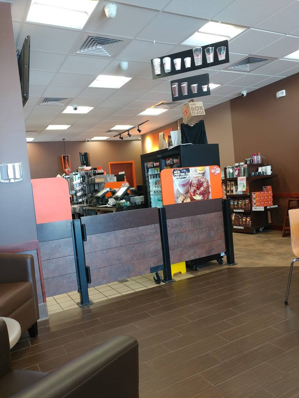 Dunkin | bakery | 90 Riverside Square, Prairie du Chien, WI 53821, USA | 6083060090 OR +1 608-306-0090