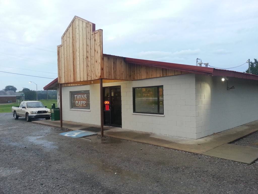 Twins Cafe | restaurant | 607 Parkway Ave, Haileyville, OK 74546, USA | 9182977090 OR +1 918-297-7090