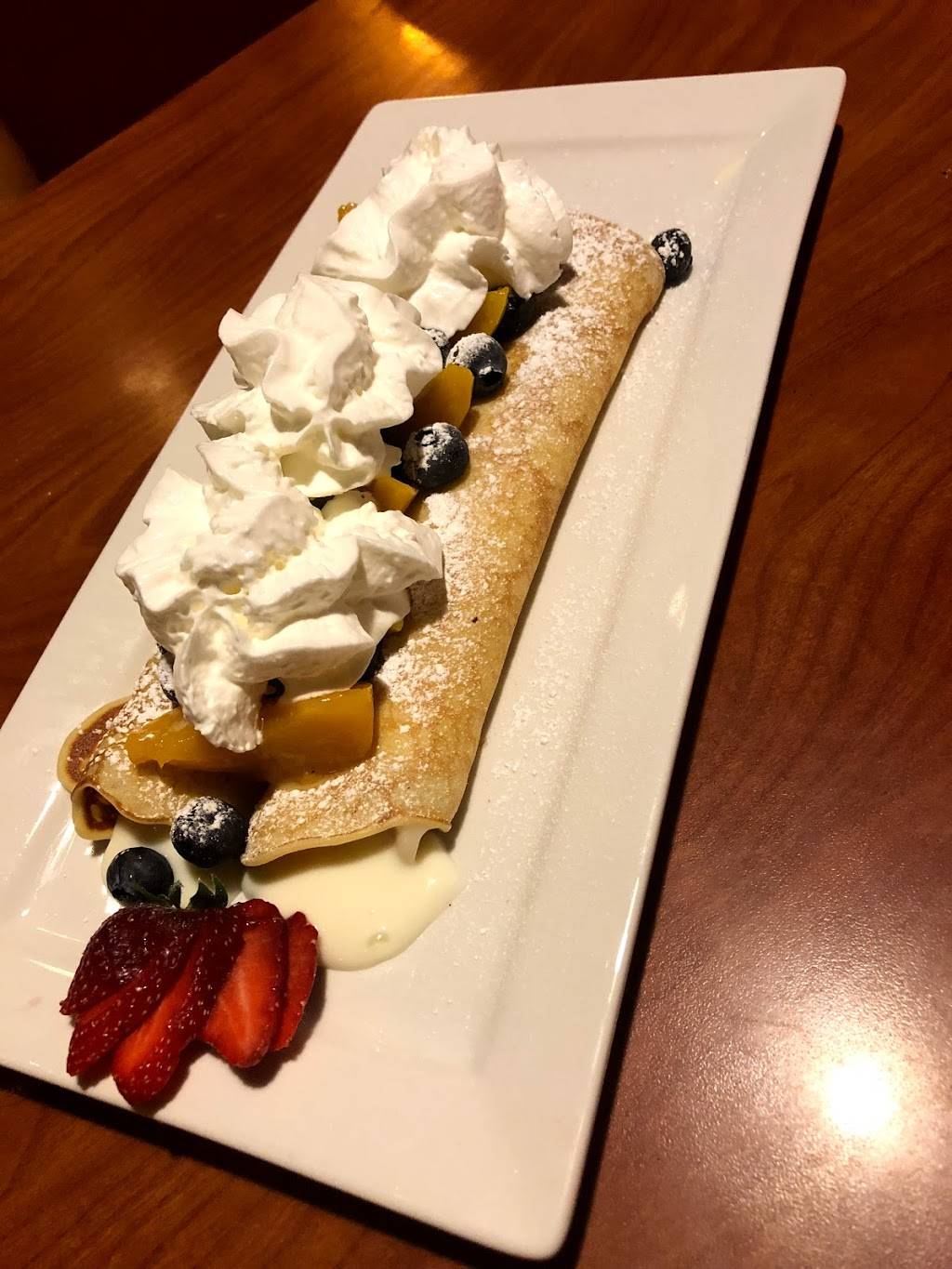 VIPS CAFE RESTAURANT | cafe | 29997 Canyon Hills Rd, Lake Elsinore, CA 92532, USA | 9512446677 OR +1 951-244-6677