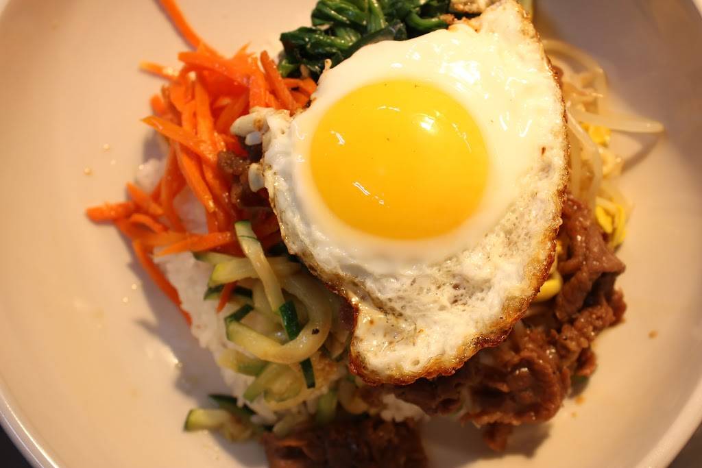 Momoyaki | restaurant | 1624 SW 13th St, Gainesville, FL 32608, USA | 3523843733 OR +1 352-384-3733