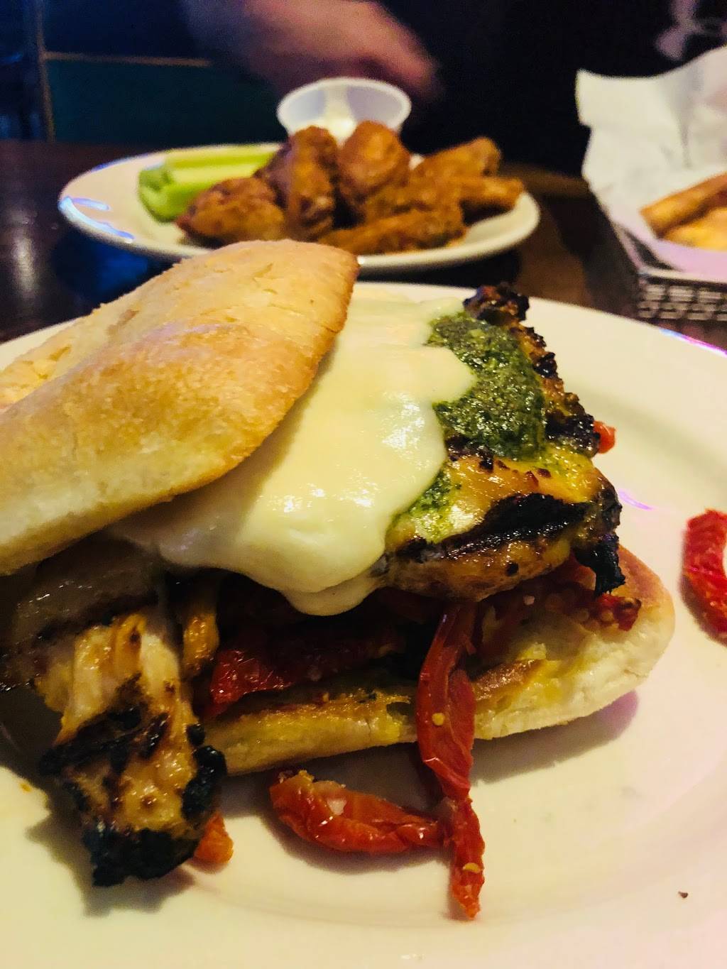 Old Chicago Pizza and Taproom | restaurant | 10601 Fischer Park Dr, Louisville, KY 40241, USA | 5026575700 OR +1 502-657-5700