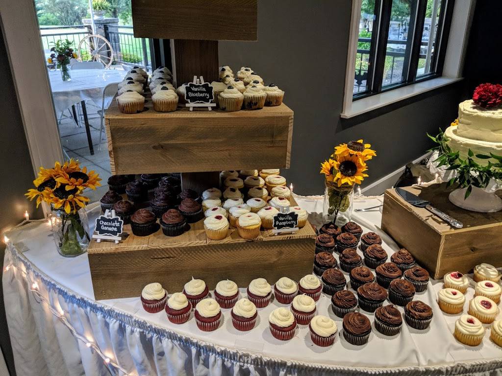 Inn At Eagle Sticks | restaurant | 2655 Maysville Pike, Zanesville, OH 43701, USA | 7404544900 OR +1 740-454-4900