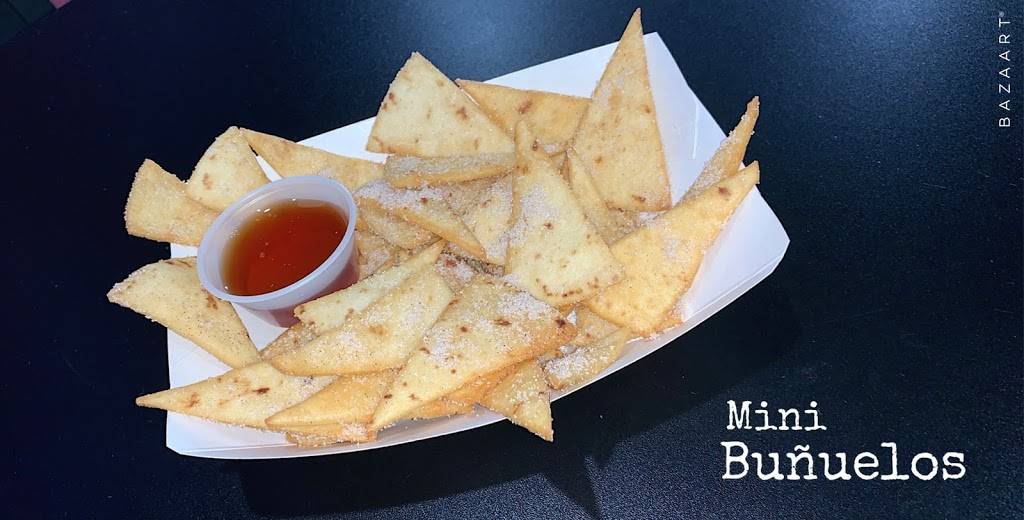 Duets Karaoke Bar & Grill | restaurant | 2720 Montana Ave, El Paso, TX 79903, USA | 9152617533 OR +1 915-261-7533