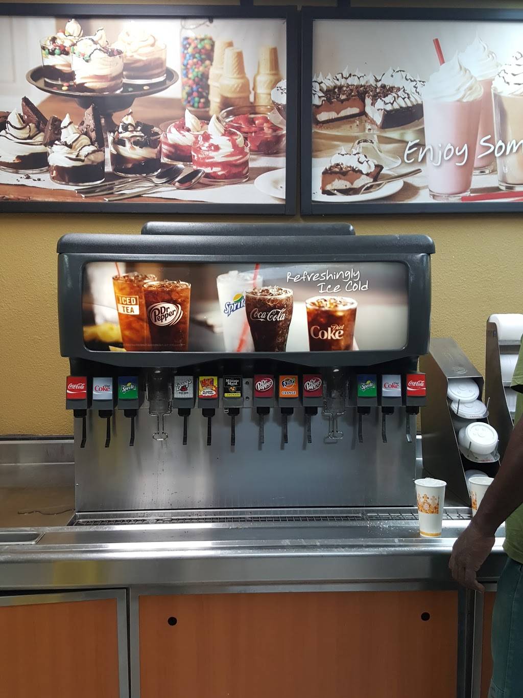 Burger King | restaurant | 7725 Lem Turner Rd, Jacksonville, FL 32208, USA | 9047689851 OR +1 904-768-9851