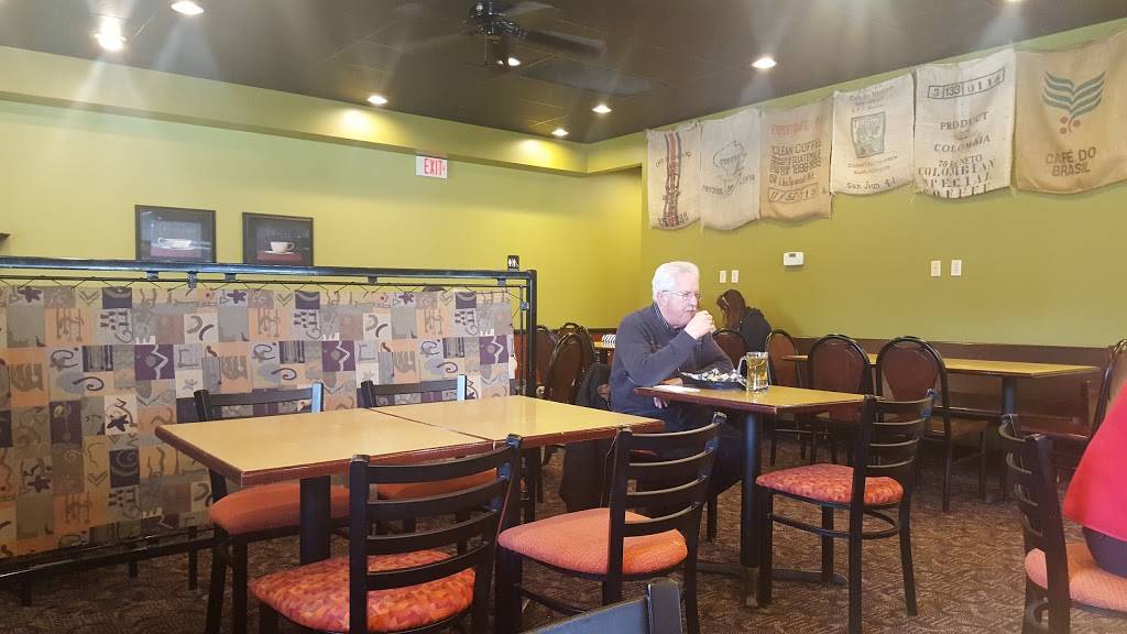 Signatures Coffee & Espresso | restaurant | 6375 Balsam Dr # 100, Hudsonville, MI 49426, USA | 6166624227 OR +1 616-662-4227