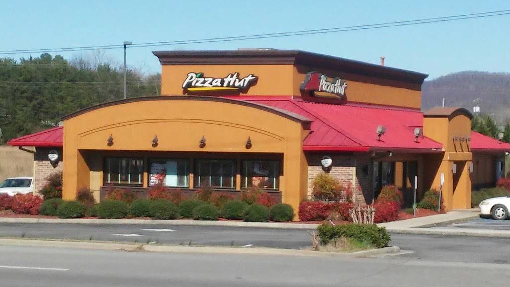 Pizza Hut | meal takeaway | 203 Greenhill Blvd NW, Fort Payne, AL 35967, USA | 2568453800 OR +1 256-845-3800