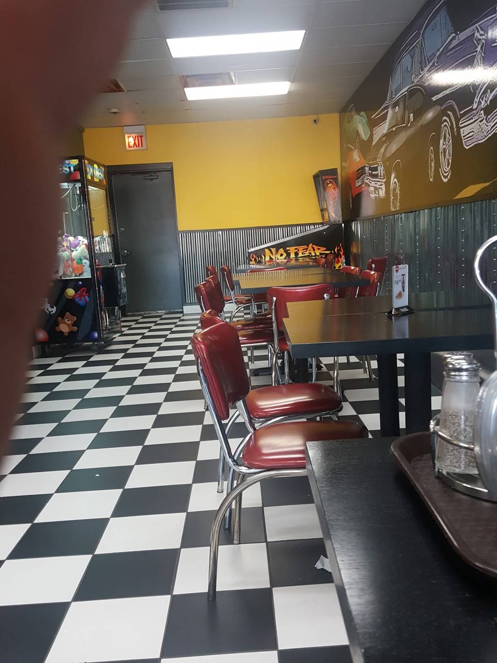 Cochiaros Pizza and Catering | restaurant | 107 Grand Ave, Northlake, IL 60164, USA | 7085620021 OR +1 708-562-0021