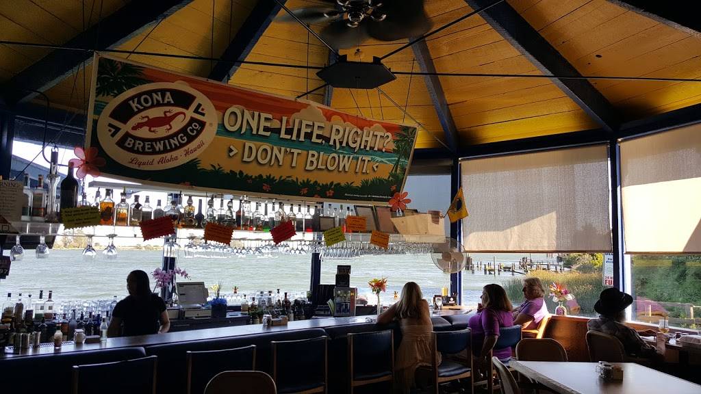 The Point Restaurant | restaurant | 120 Marina Dr, Rio Vista, CA 94571, USA | 7073745400 OR +1 707-374-5400