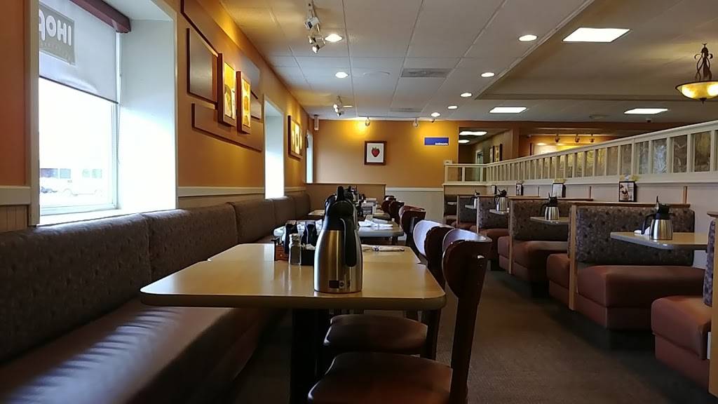IHOP | restaurant | 2771 E Grand River Ave, East Lansing, MI 48823, USA | 5173378311 OR +1 517-337-8311