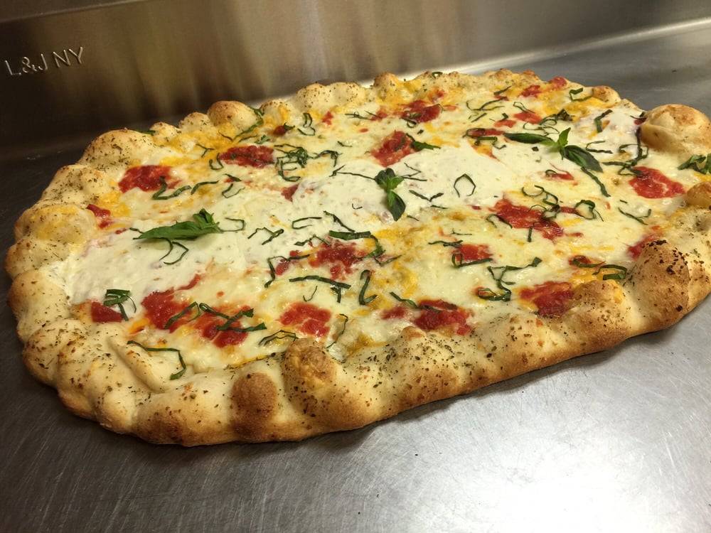 Pizza Village | restaurant | 1702 Mt Holly Rd # 1, Burlington, NJ 08016, USA | 6093879344 OR +1 609-387-9344