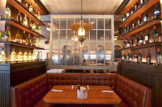 Dixies On Grand | restaurant | 695 Grand Ave, St Paul, MN 55105, USA | 6512227345 OR +1 651-222-7345