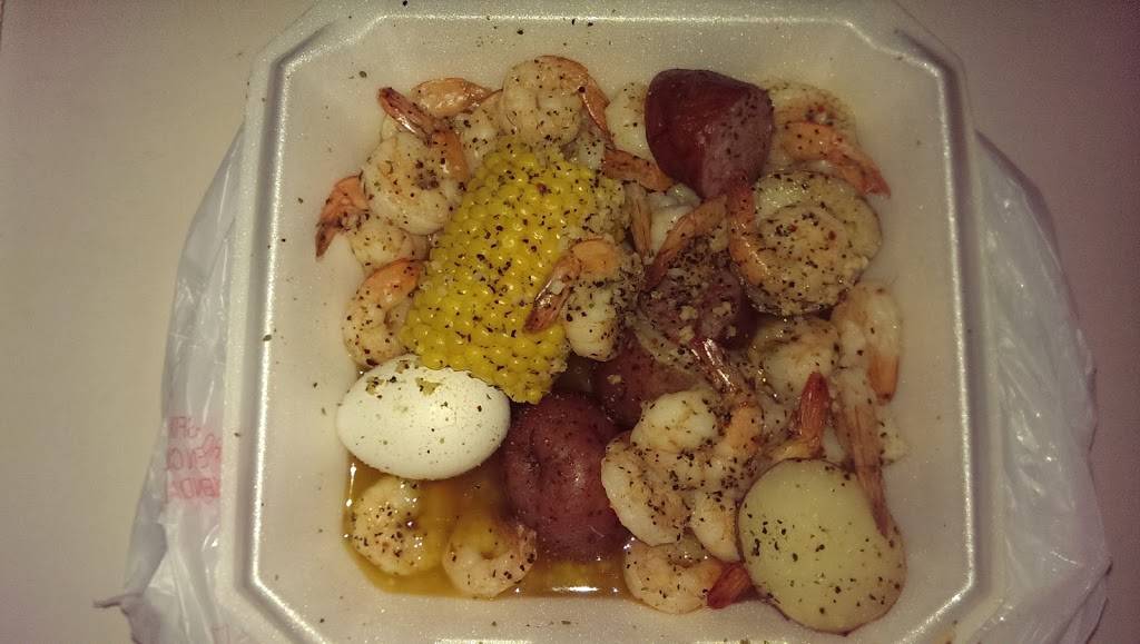 A Town Wings | restaurant | 720 E Robinson Ave, Grovetown, GA 30813, USA | 7066914353 OR +1 706-691-4353