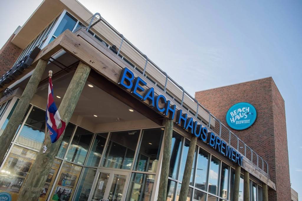Beach Haus Brewery | restaurant | 801 Main St, Belmar, NJ 07719, USA | 7322027782 OR +1 732-202-7782