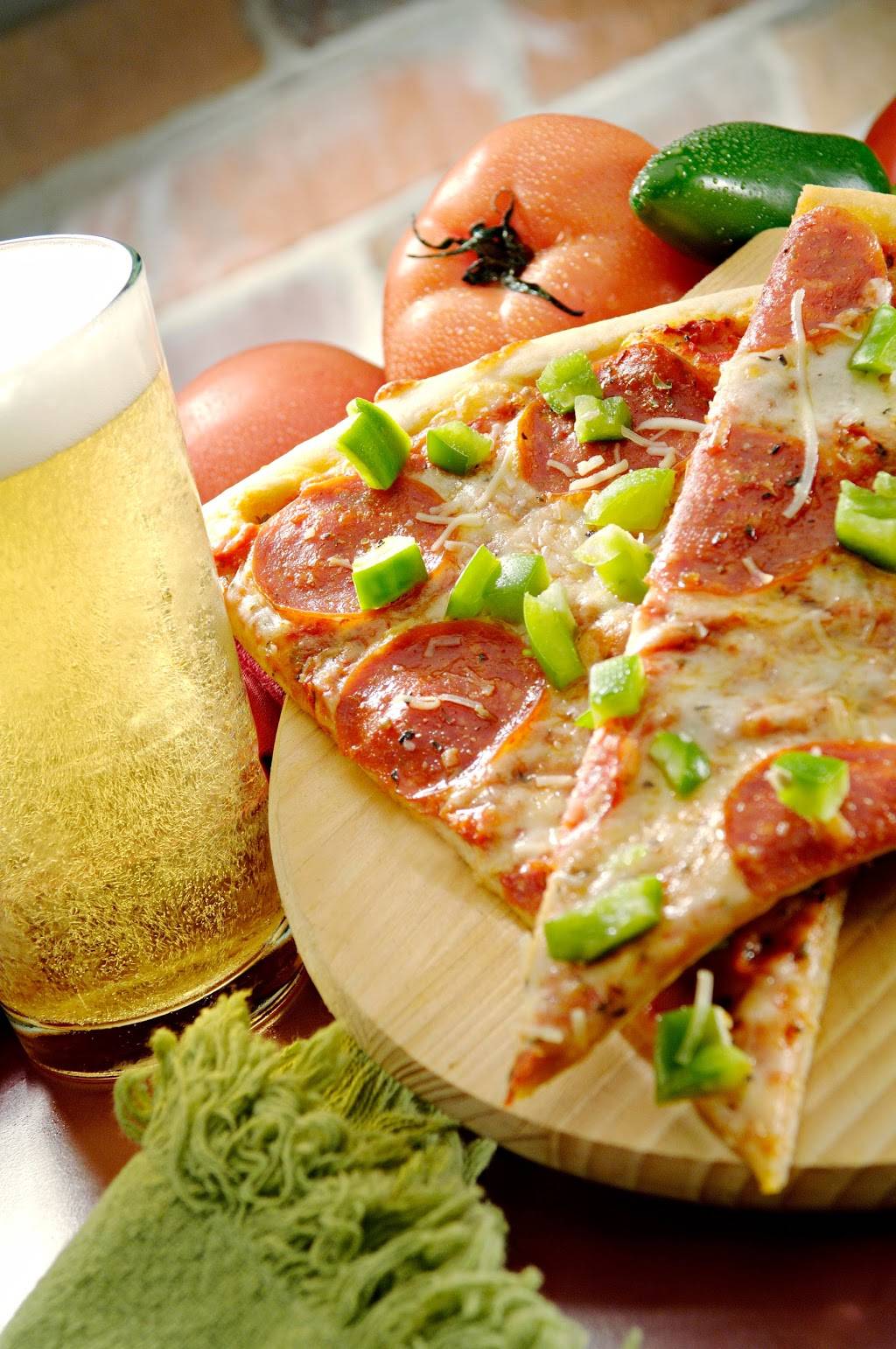 Zipps Sports Grill | restaurant | 14148 N 100th St, Scottsdale, AZ 85259, USA | 4803144600 OR +1 480-314-4600