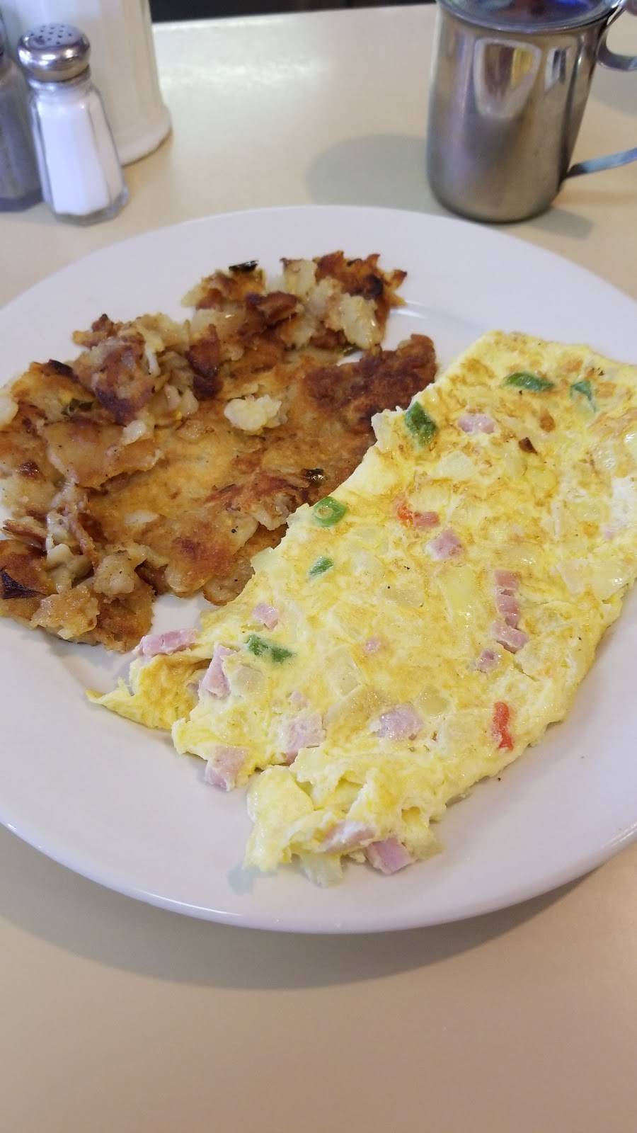 Sunrise Diner | meal takeaway | 45-04 Parsons Blvd, Flushing, NY 11355, USA | 7188864855 OR +1 718-886-4855