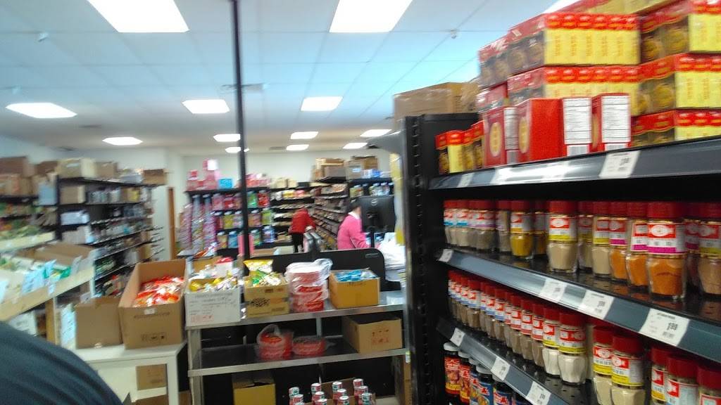 Asian Market | restaurant | 1330 Wabash Ave, Springfield, IL 62704, USA | 2176797222 OR +1 217-679-7222