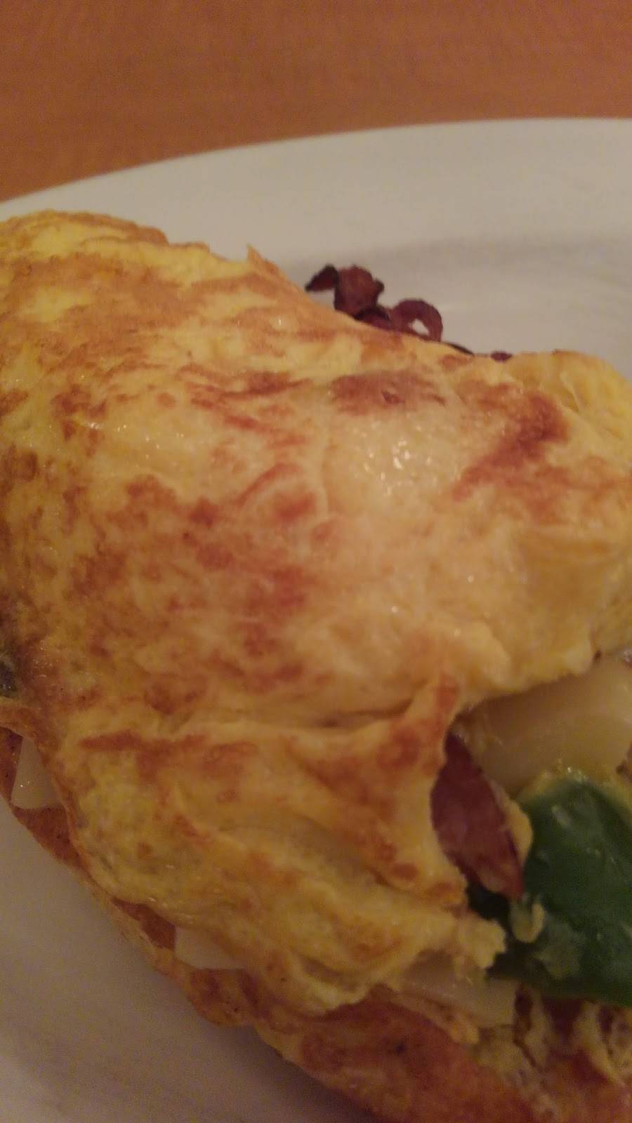 J Porters | restaurant | 5353 Gateway Center, Flint, MI 48507, USA | 8102321373 OR +1 810-232-1373