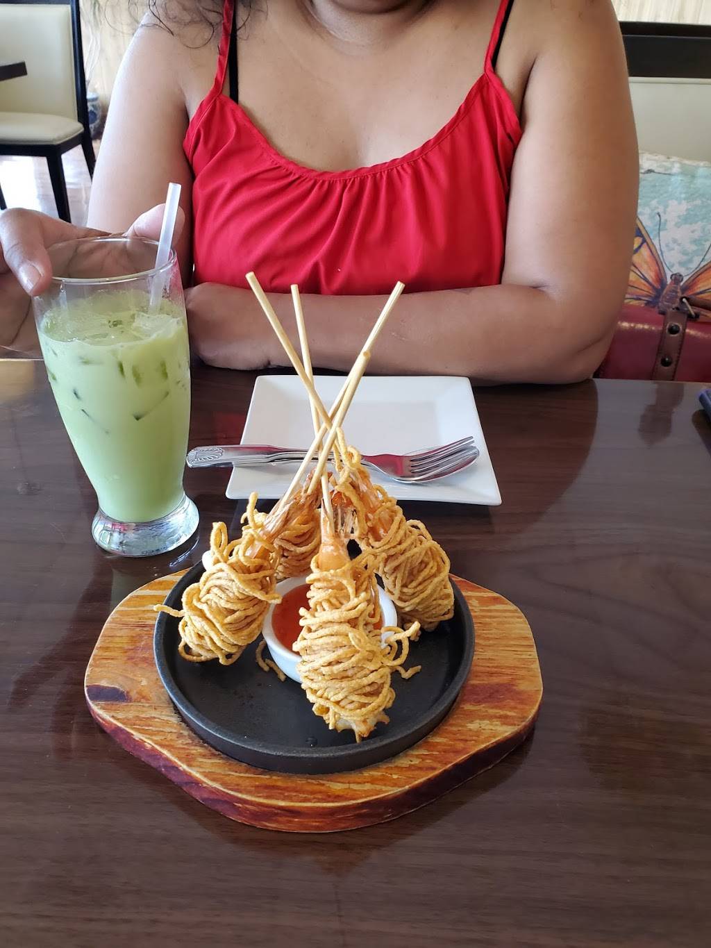 Thai Thaim | restaurant | 1360 E Eisenhower Blvd, Loveland, CO 80537, USA | 9708003685 OR +1 970-800-3685