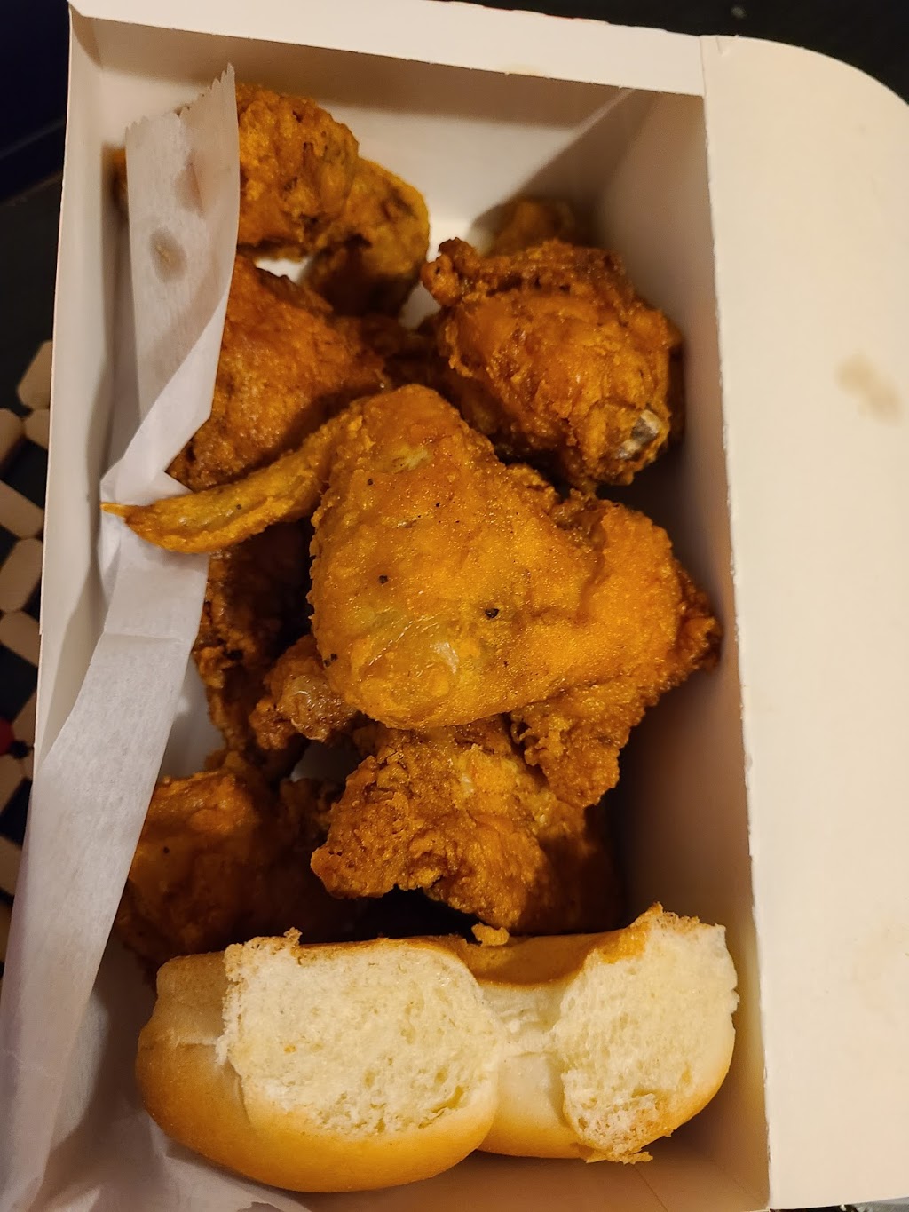 Kennedy fried chicken | restaurant | 30-23 30th Ave, Queens, NY 11102, USA | 7185455555 OR +1 718-545-5555