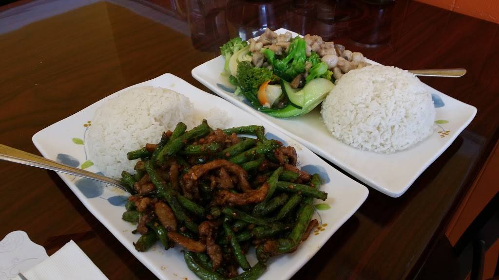 Fannys Wok | restaurant | 33195 Temecula Pkwy, Temecula, CA 92592, USA | 9513039500 OR +1 951-303-9500