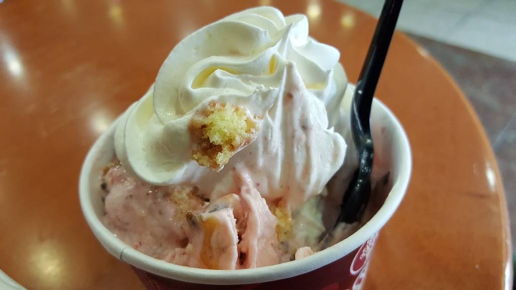 Cold Stone Creamery | bakery | 2170 E Baseline Rd #136, Phoenix, AZ 85042, USA | 6022437837 OR +1 602-243-7837